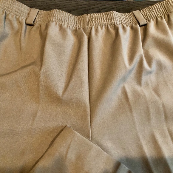 VTG 90s Khaki Elastic Waist Normcore Polyester Casual/Dress Pants~Plus 18~NWT - Picture 4 of 8